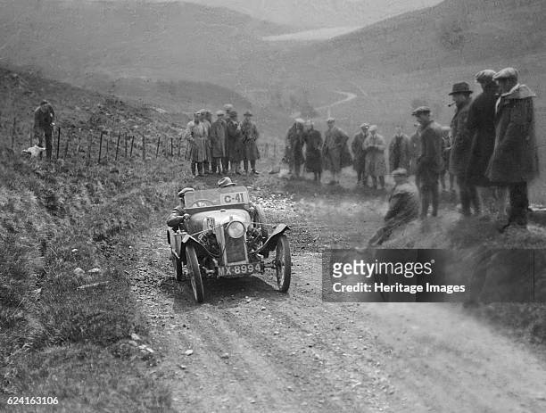 Of LA Cushman competing in the Scottish Light Car Trial, 1922. Artist: Bill Brunell.GN 1100 cc. Reg. No. MX8994. No: C-41. Driver: Cushman, L.A....