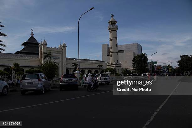 Kauman Grand Mosque is a mosque in Pekalongan Central Java. The location of the mosque is located in the town of Pekalongan city square. Mosque...
