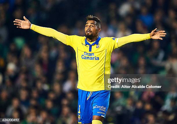 Kevin Prince Boateng of UD Las Palmas reacts during the match between Real Betis Balompie vs UD Las Palmas as part of La Liga at Benito Villamarin...