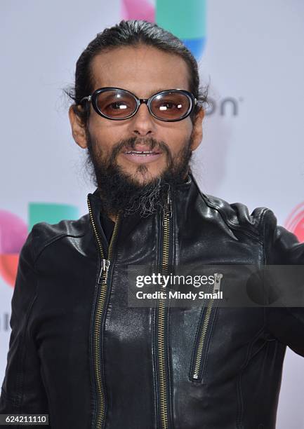 Musician Draco Rosa attends the 17th Annual Latin Grammy Awards at T-Mobile Arena on November 17, 2016 in Las Vegas, Nevada.