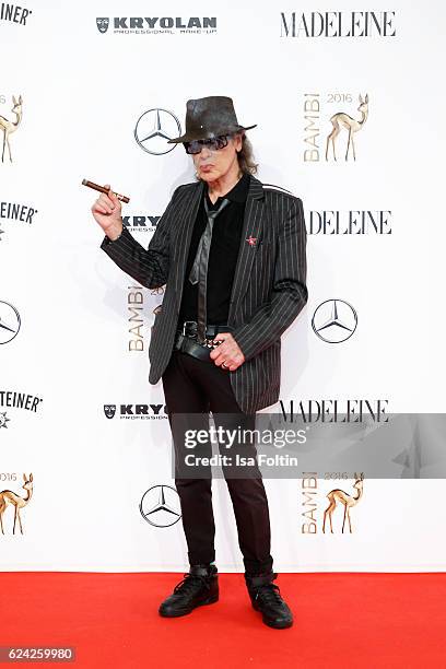 Musician Udo Lindenberg arrives at the Bambi Awards 2016 at Stage Theater on November 17, 2016 in Berlin, Germany.