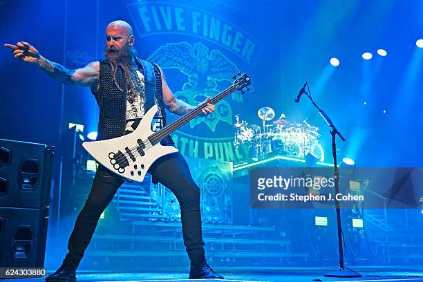 Chris Kael of Five Finger Death Punch performs at KFC YUM! Center on November 18, 2016 in Louisville, Kentucky.