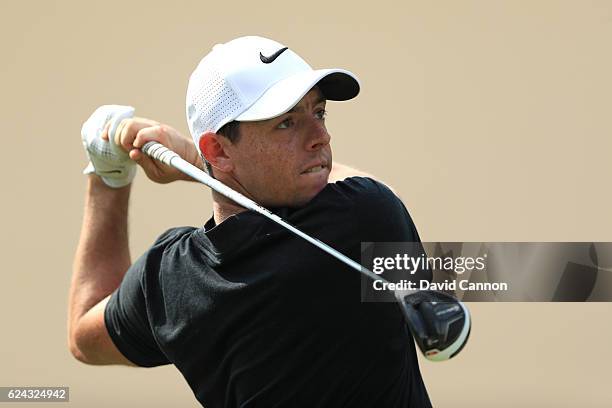 Rory McIlroy of Northern Ireland hits his tee shot on the 3rd hole during day three of the DP World Tour Championship at Jumeirah Golf Estates on...