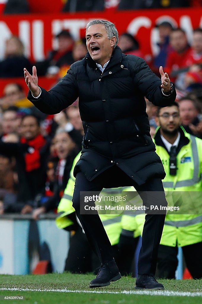 Manchester United v Arsenal - Premier League - Old Trafford