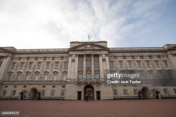 General view of Buckingham Palace on November 19, 2016 in London, England. The British Treasury has announced that Buckingham Palace is to undergo a...