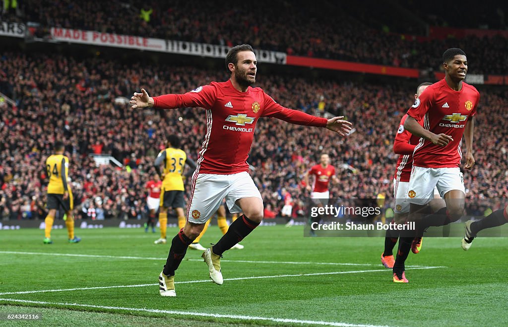 Manchester United v Arsenal - Premier League
