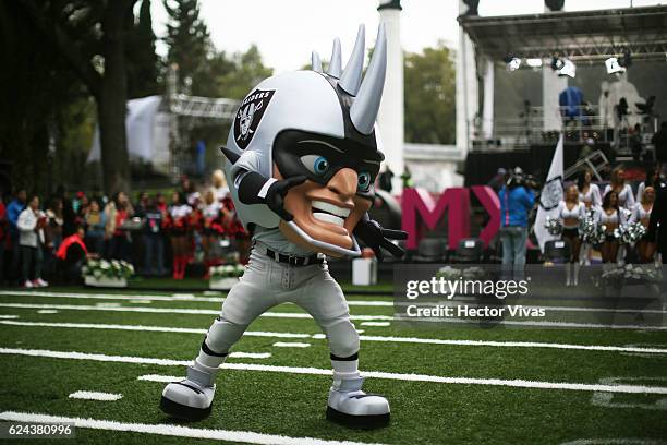 Raider Rusher, official mascot of Oakland Raiders cheer during the NFL Fan Fest CDMX 2016 at Bosque de Chapultepec on November 19, 2016 in Mexico...
