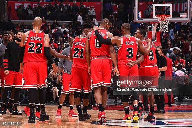 The Chicago Bulls come together for a timeout during a game against the LA Clippers on November 19, 2016 at the STAPLES Center in Los Angeles,...