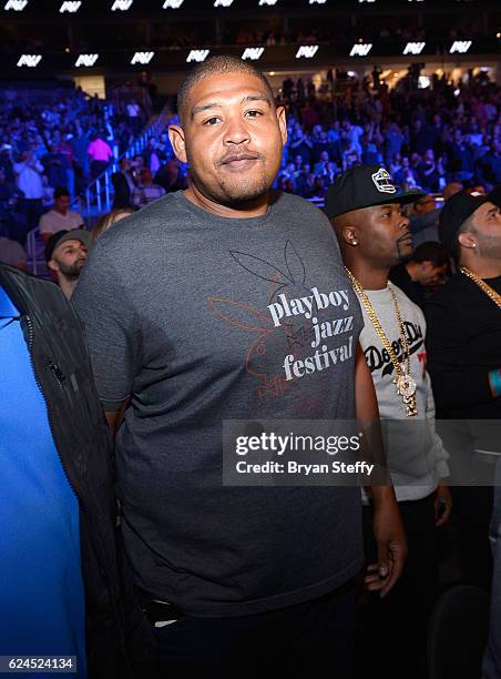 Actor Omar Miller sits in the audience during Kovalev vs. Ward and DUSSE Lounge at T-Mobile Arena on November 19, 2016 in Las Vegas, Nevada.