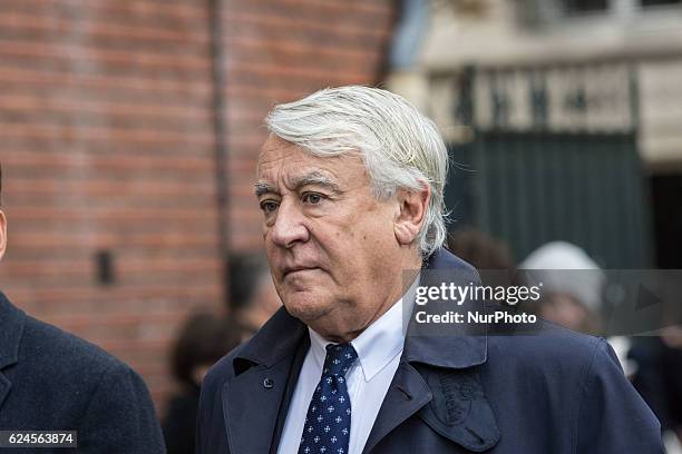 Deputy Claude Goasguen arrives to vote at a polling station in Paris, on November 20, 2016 during the first round of the right-wing primaries ahead...