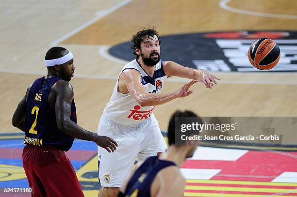 Sergio Llull of Real Madrid with the ball during the basketball Turkish Airlines Euroleague match between F.C Barcelona Lassa and Real Madrid, on...