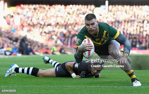 Josh Dugan of Australia scores his team's second try during the Four Nations Final between New Zealand and Australia at Anfield on November 20, 2016...