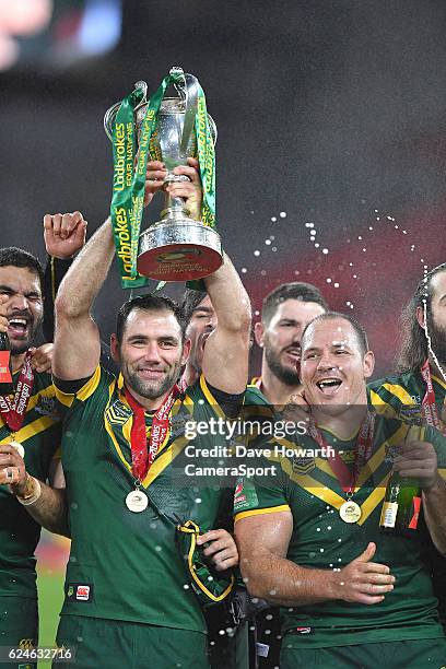 Australia's Cameron Smith with the trophy during the Four Nations match between the New Zealand Kiwis and Australian Kangaroos at Anfield on November...