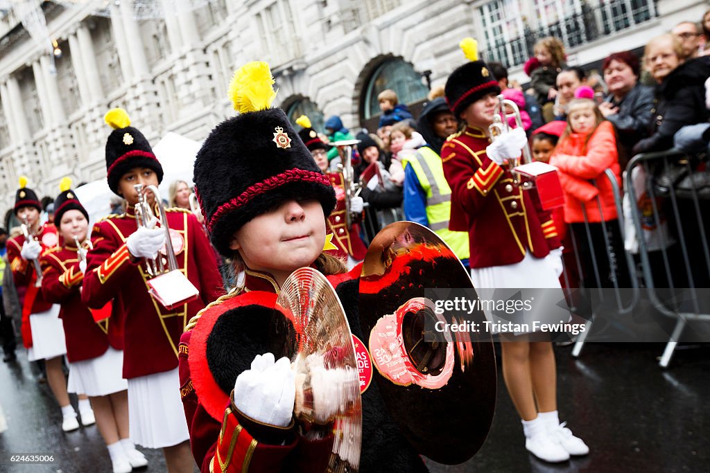 Hamleys Toy Parade 2016