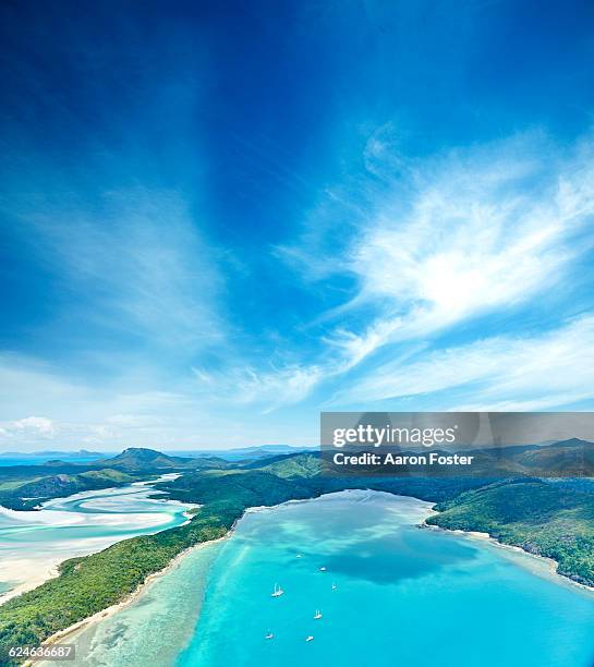 whitehaven beach and hill inlet - whitehaven beach stockfoto's en -beelden