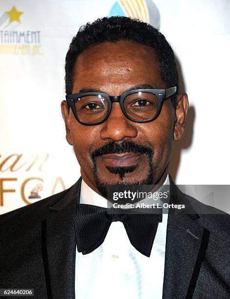 Keith Washington arrives for the 6th Annual NAFCA Awards held at Alex Theatre on November 19, 2016 in Glendale, California.