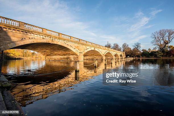 serpentine bridge - hyde park london stock pictures, royalty-free photos & images