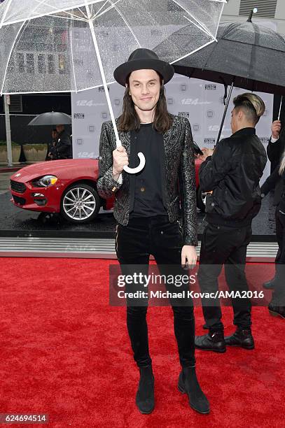 Singer James Bay attends the 2016 American Music Awards at Microsoft Theater on November 20, 2016 in Los Angeles, California.