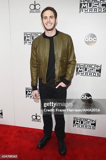 Actor Blake Jenner attends the 2016 American Music Awards at Microsoft Theater on November 20, 2016 in Los Angeles, California.