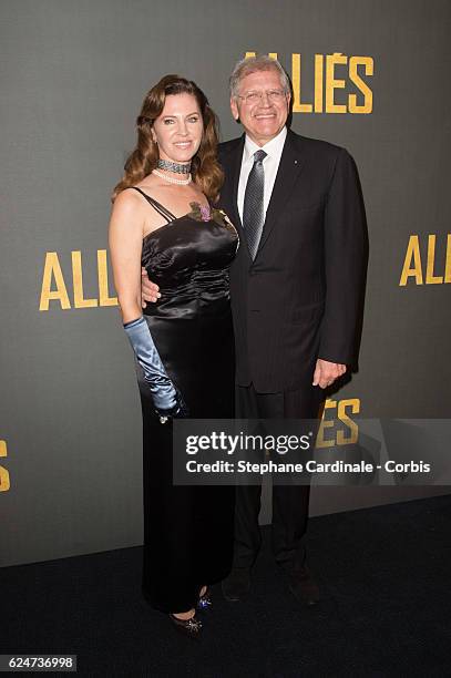 Director Robert Zemeckis and wife Leslie Harter Zemeckis attend the "Allied - Allies"- Paris Premiere at Cinema UGC Normandie on November 20, 2016 in...