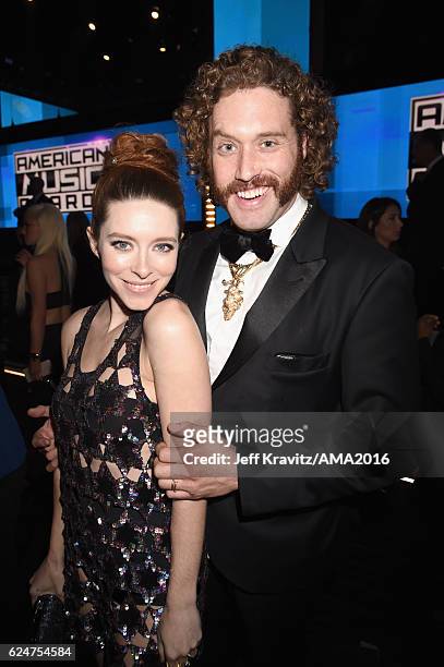 Kate Gorney and actor T.J. Miller attend the 2016 American Music Awards at Microsoft Theater on November 20, 2016 in Los Angeles, California.