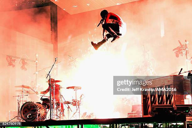 Twenty One Pilots perform onstage at the 2016 American Music Awards at Microsoft Theater on November 20, 2016 in Los Angeles, California.