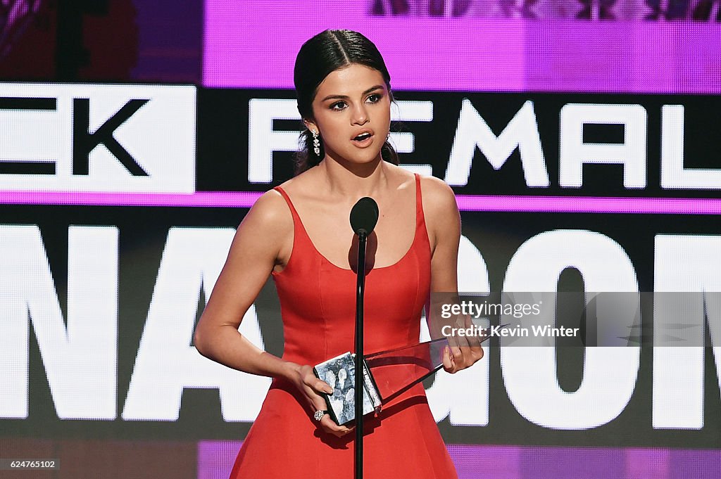 2016 American Music Awards - Show