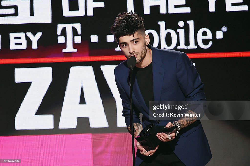 2016 American Music Awards - Show