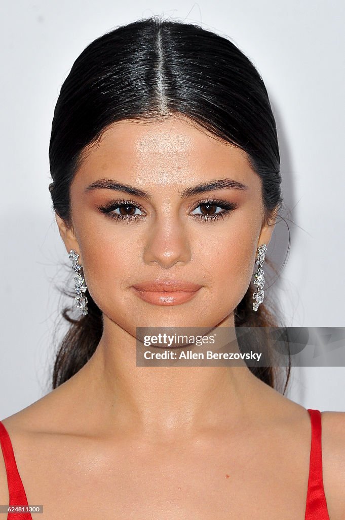 2016 American Music Awards - Arrivals