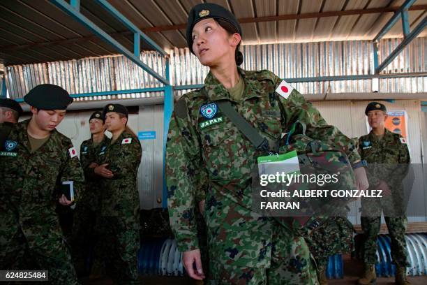 Jsdf Mp 27,930 Peacekeeping Stock Photos, High-Res Pictures, and Images - Getty ...