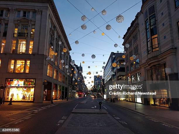oxford street christmas lights - oxford street london stock-fotos und bilder