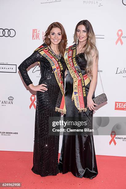 Lisa Zerna and Lisa-Maria Rothenberg attend the Artists Against Aids Gala at Stage Theater des Westens on November 16, 2016 in Berlin, Germany.