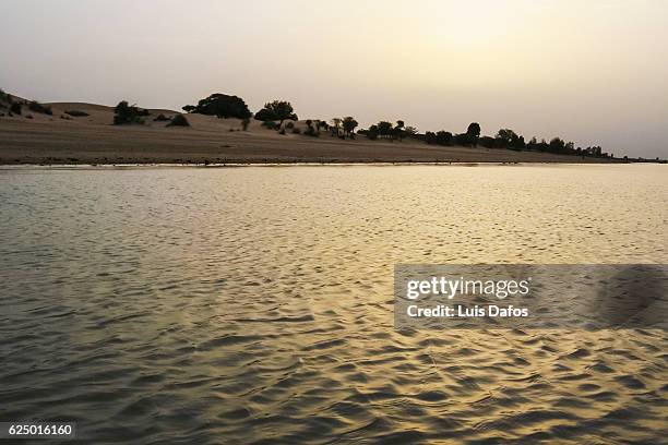 Sub Saharan Rivers Sub Saharan Africa Desert Photos and Premium High Res Pictures - Getty ...