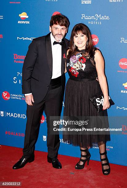 Fernando Tejero and Loles Leon attend 'Gala Sida' 2016 at Cibeles Palace on November 21, 2016 in Madrid, Spain.