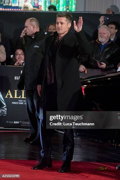 Brad Pitt attends the UK Premiere of "Allied" at Odeon Leicester Square on November 21, 2016 in London, England.