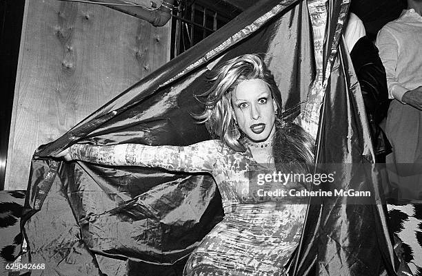 American actor Alexis Arquette poses for a portrait in drag in April 1998 in New York City, New York.