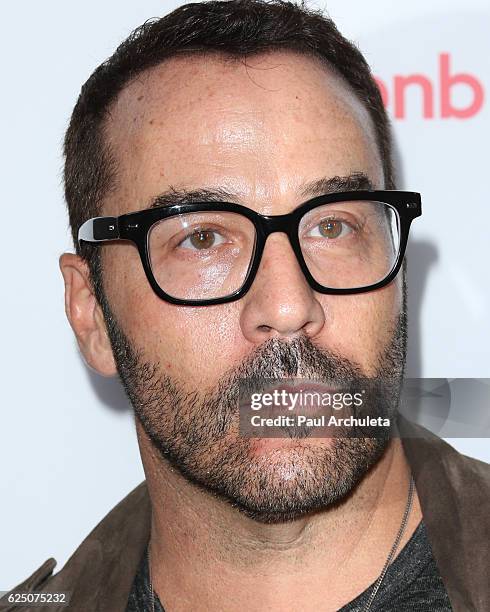 Actor Jeremy Piven attends the 3rd annual Airbnb Open Spotlight on November 19, 2016 in Los Angeles, California.
