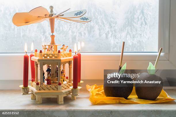 german christmas wooden pyramid - vegetarian food pyramid stock pictures, royalty-free photos & images