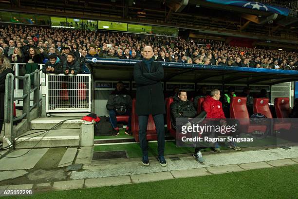 Head coach of FC Copenhagen Stale Solbakken looks on during the UEFA Champions League group stage match between FC Copenhagen and FC Porto at Parken...