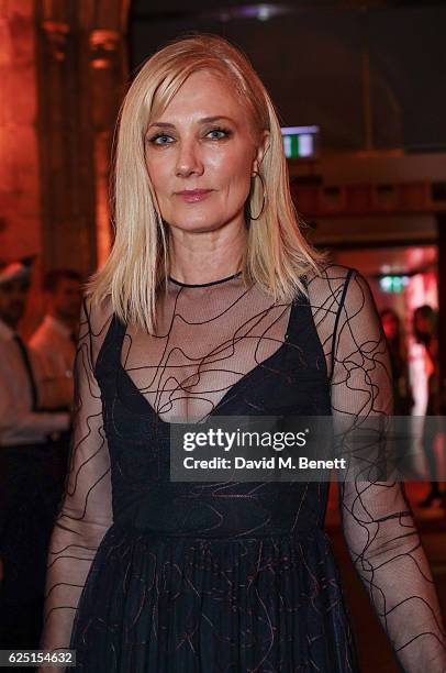 Joely Richardson attends the Save The Children Winter Gala at The Guildhall on November 22, 2016 in London, England.