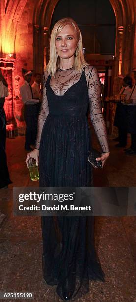 Joely Richardson attends the Save The Children Winter Gala at The Guildhall on November 22, 2016 in London, England.