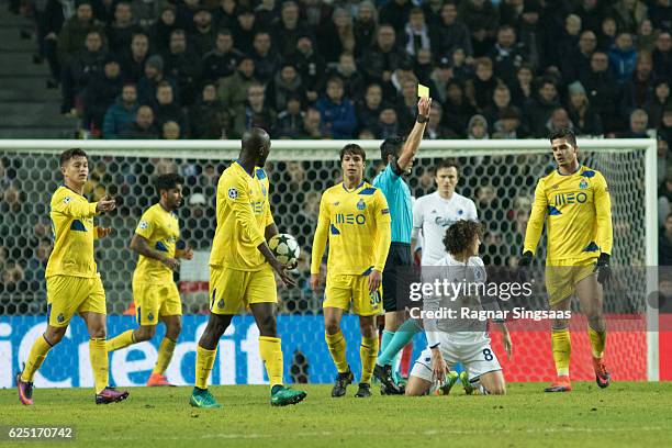 Thomas Delaney of FC Copenhagen reacts during the UEFA Champions League group stage match between FC Copenhagen and FC Porto at Parken Stadium on...