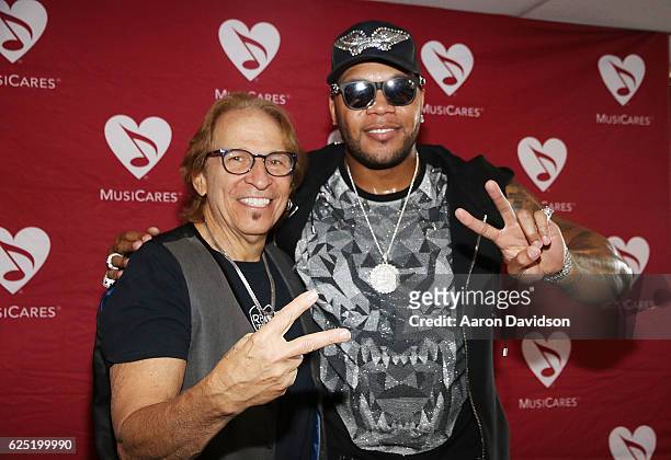 Richie Supa and Flo Rida attend Recovery Unplugged on November 22, 2016 in Fort Lauderdale, Florida.
