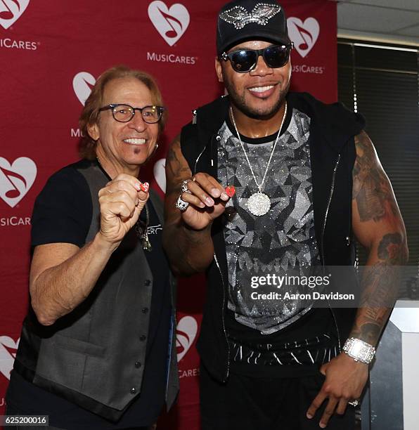 Richie Supa and Flo Rida attend Recovery Unplugged on November 22, 2016 in Fort Lauderdale, Florida.