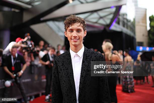 Troye Sivan arrives for the 30th Annual ARIA Awards 2016 at The Star on November 23, 2016 in Sydney, Australia.