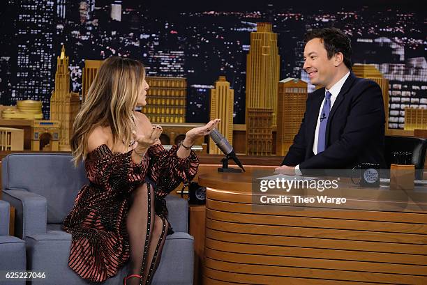 Sarah Jessica Parker Visits "The Tonight Show Starring Jimmy Fallon" at Rockefeller Center on November 22, 2016 in New York City.