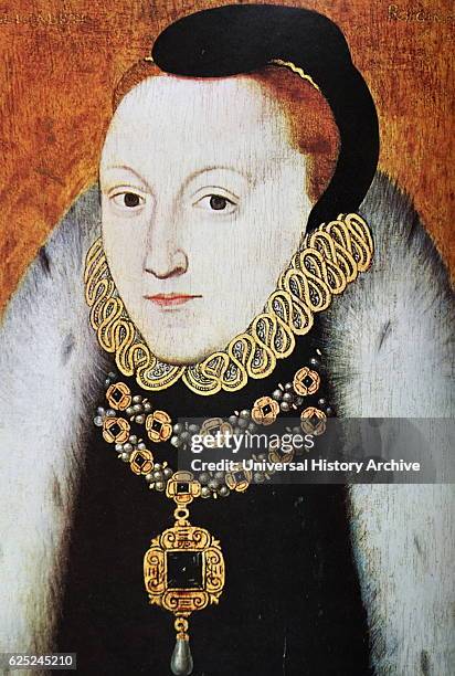 Elizabeth England Elizabeth I Queen Of England Photos and Premium High Res Pictures ...