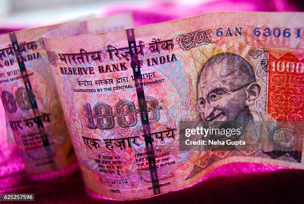 Old Inr Notes Inr Photos and Premium High Res Pictures - Getty Images