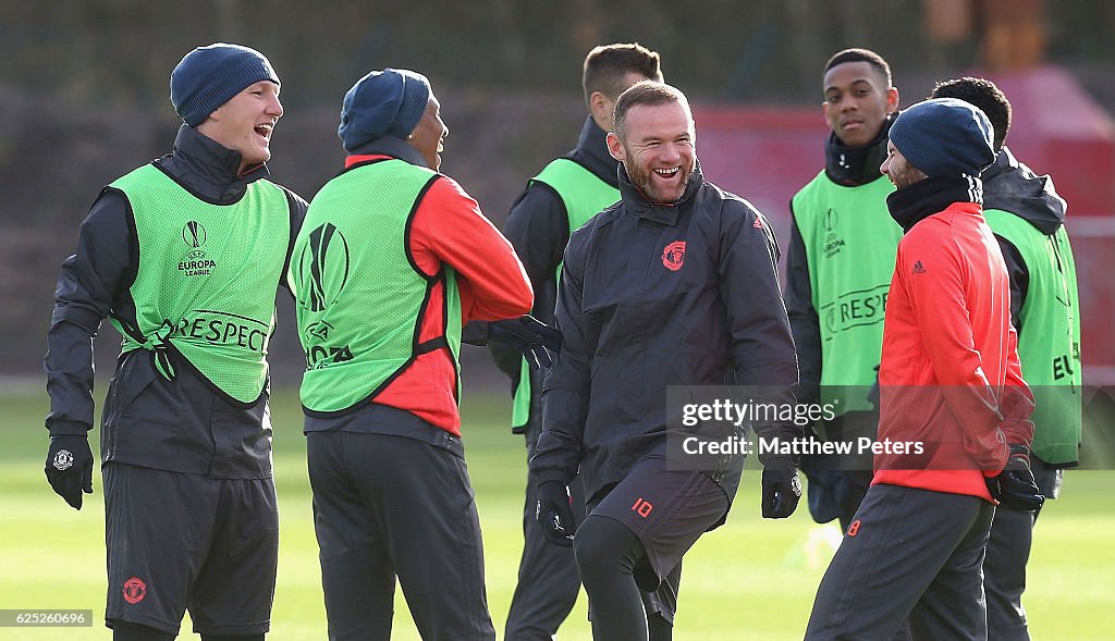 Manchester United Training and Press Conference