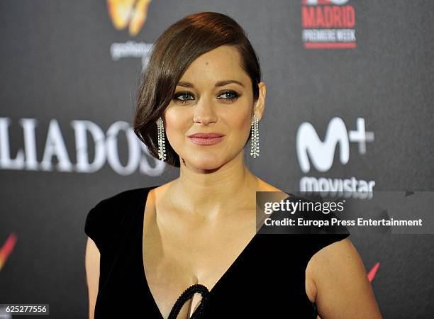 Marion Cotillard attends the Madrid Premiere of 'Allied' at Callao City Lights on November 22, 2016 in Madrid, Spain.